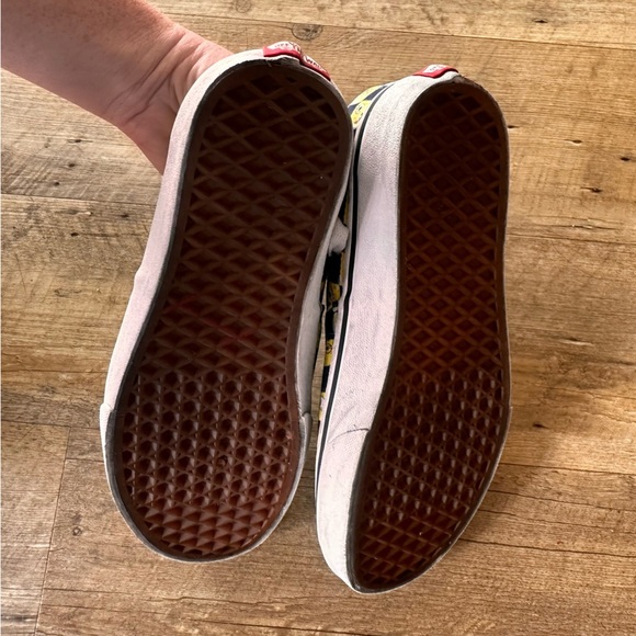 Vans X SpongeBob SquarePants Checkered Blue and Yellow Sneakers - Picture 8 of 10